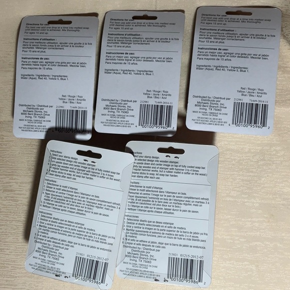 Bundle of 3 Soap Colorants & 2 Soap Stamper Kits - Picture 2 of 7